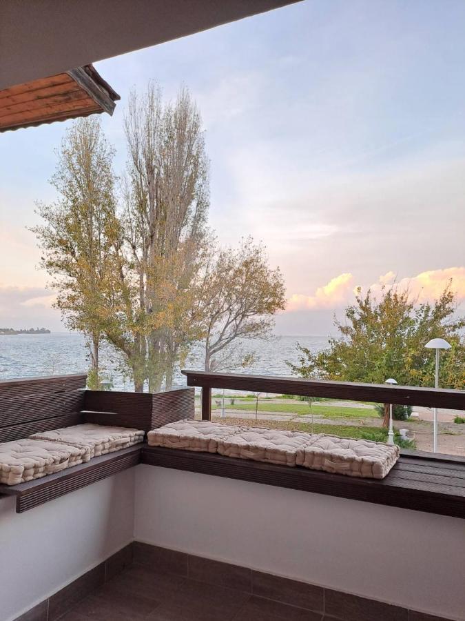 Vrachos Suites เอยิโอ ภายนอก รูปภาพ